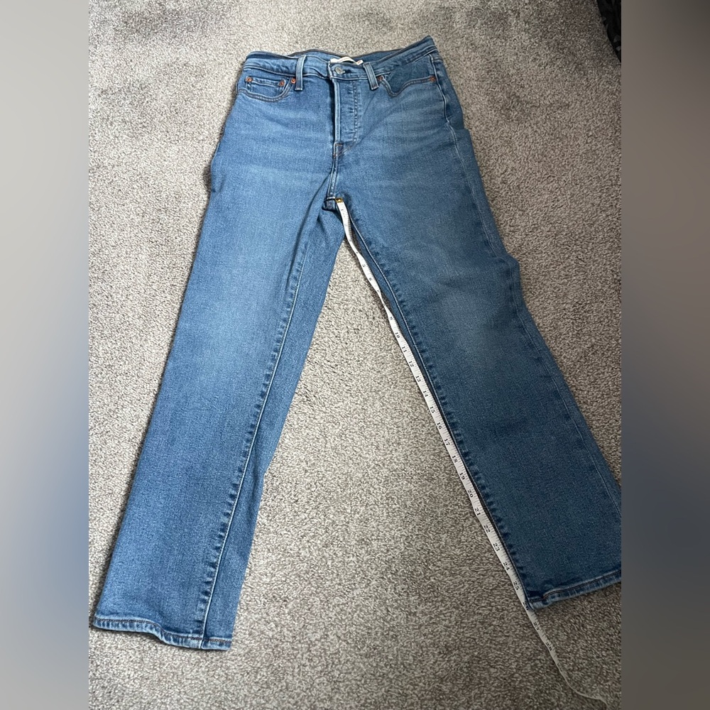 Levi’s Wedgie Straight Classic Blue Sz 28 Button Fly